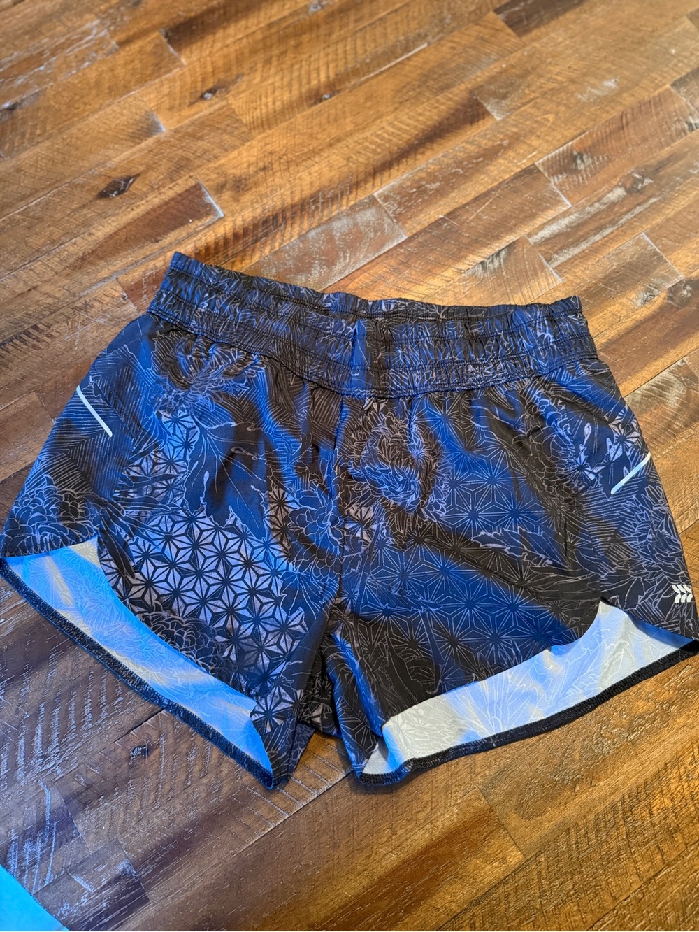 all in motion Black & Blue Printed Athletic Shorts